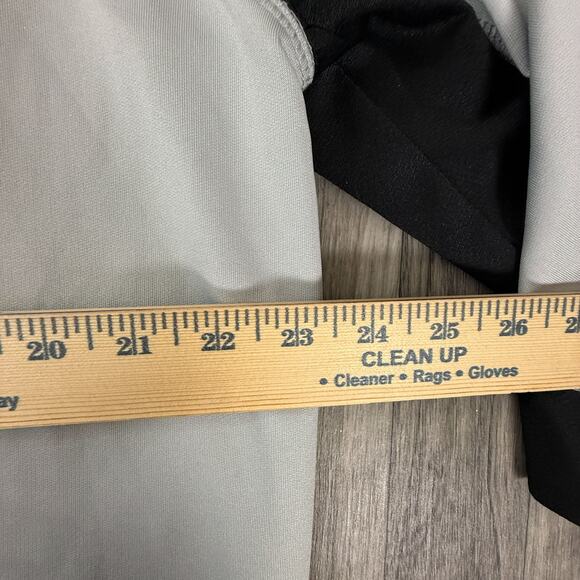 FILA Men’s Grey & Black Quarter-Zip Pullover 95% Polyester 5% Spandex - Picture 6 of 6